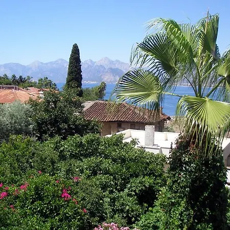 Ξενοδοχείο Deja Vu