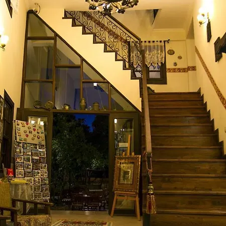 Deja Vu Отель 3*