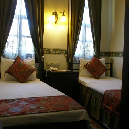 Deja Vu Hotel 3*