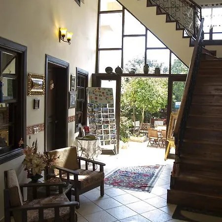 Deja Vu Отель 3*